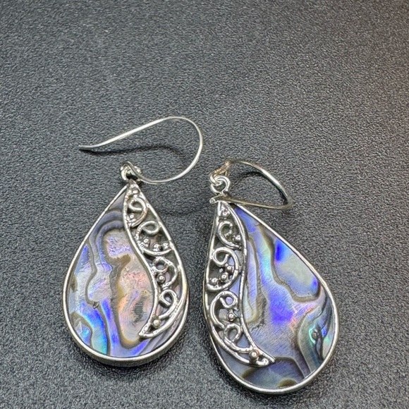 Abalone Shell set in 925 Sterling Silver with 925 scroll work. - Picture 3 of 5